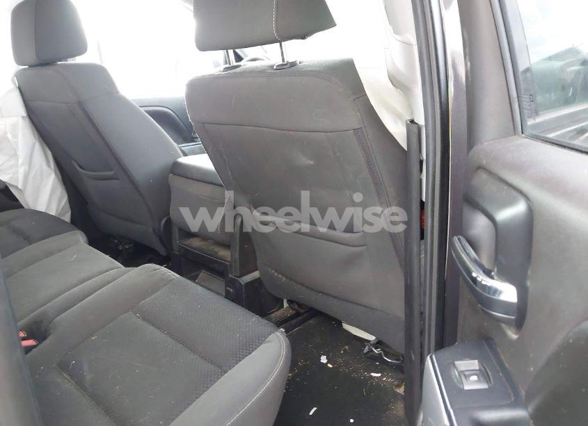 Photo 8 of 2016 Chevrolet Silverado 1500 2LT (VIN 1GCVKREC3GZ226188)