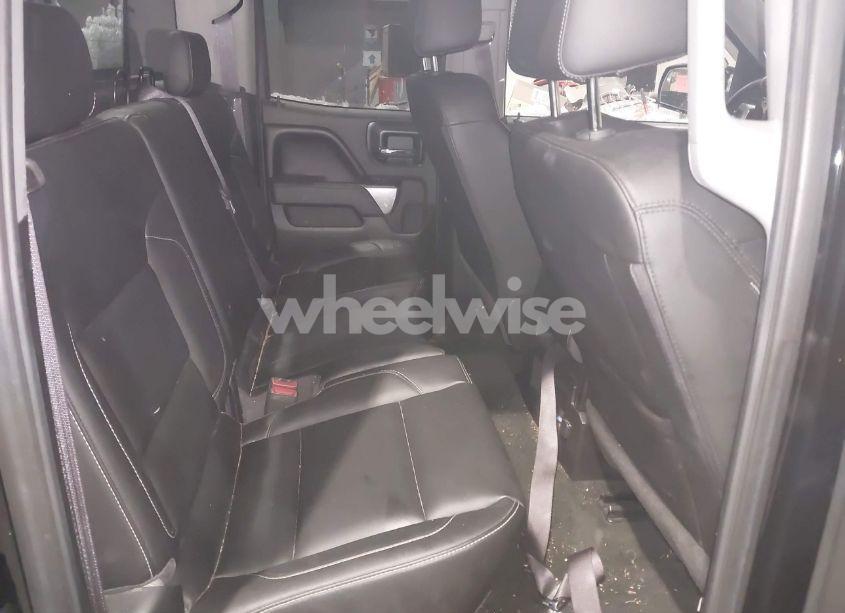 Photo 8 of 2016 Chevrolet Silverado 1500 2LT (VIN 1GCVKREC3GZ284740)