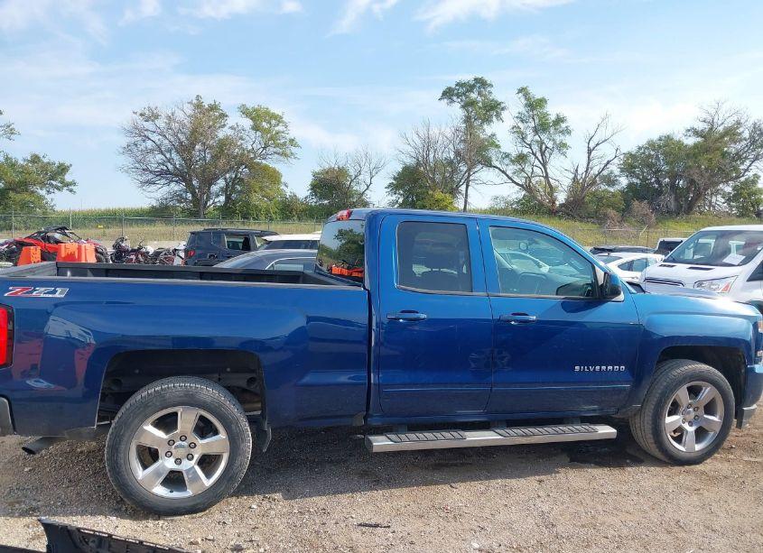 Photo 13 of 2016 Chevrolet Silverado 1500 2LT (VIN 1GCVKREC3GZ319230)