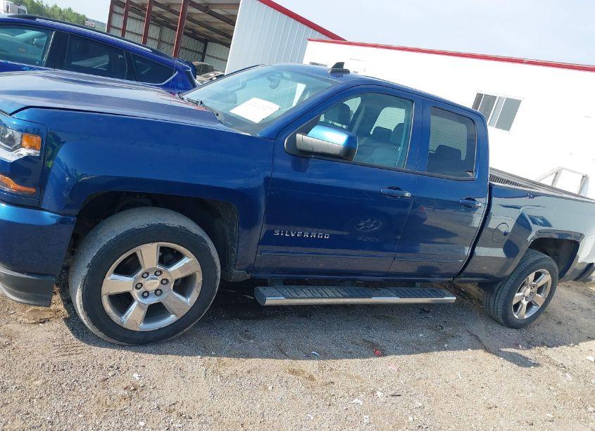 Photo 14 of 2016 Chevrolet Silverado 1500 2LT (VIN 1GCVKREC3GZ319230)