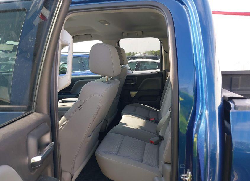 Photo 8 of 2016 Chevrolet Silverado 1500 2LT (VIN 1GCVKREC3GZ319230)