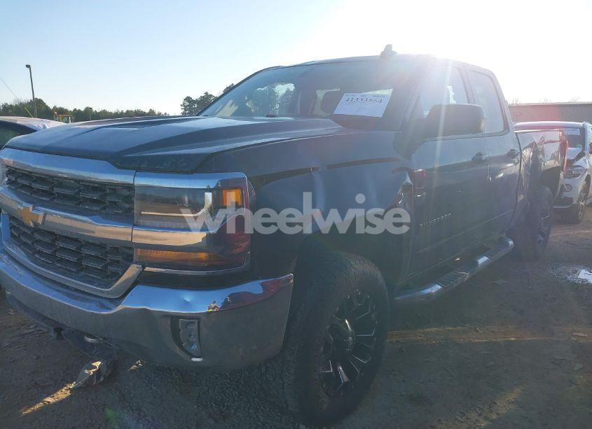 Photo 2 of 2016 Chevrolet Silverado 1500 1LT (VIN 1GCVKREC3GZ355256)