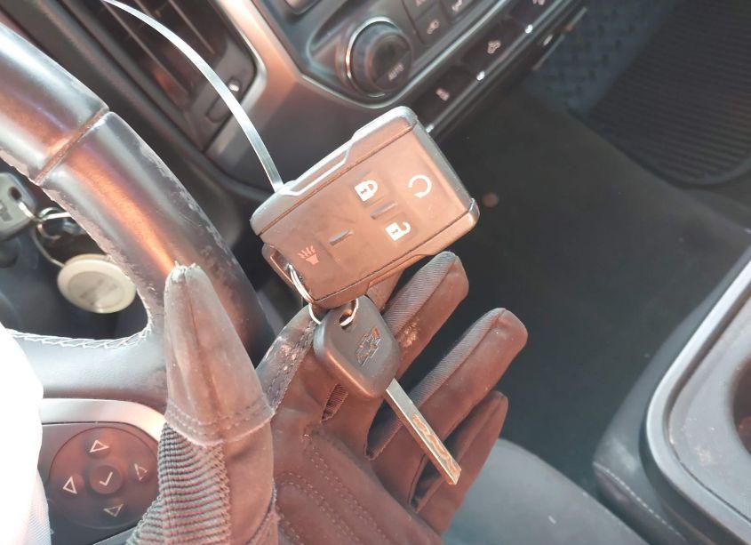 Photo 11 of 2016 Chevrolet Silverado 1500 2LT (VIN 1GCVKREC3GZ367813)