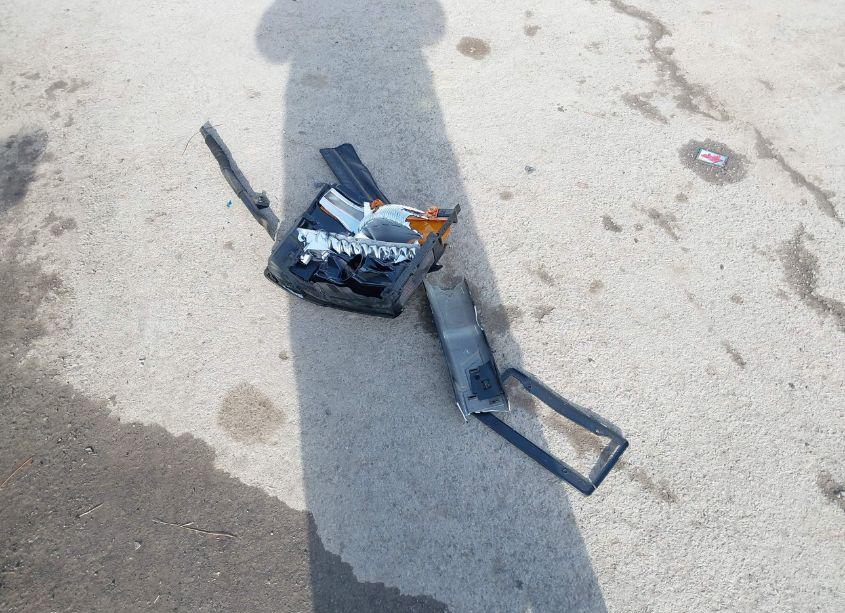 Photo 12 of 2016 Chevrolet Silverado 1500 2LT (VIN 1GCVKREC3GZ367813)