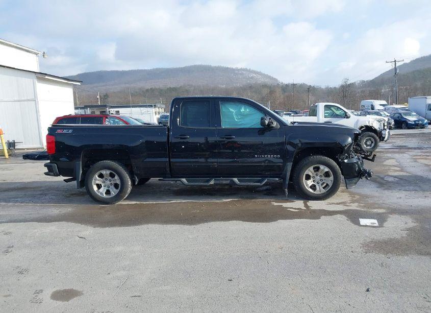 Photo 14 of 2016 Chevrolet Silverado 1500 2LT (VIN 1GCVKREC3GZ367813)