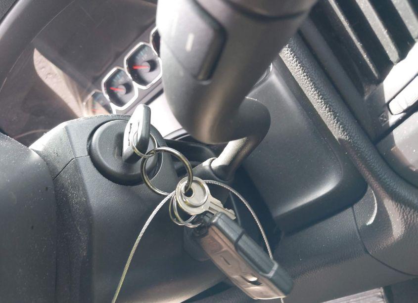 Photo 11 of 2016 Chevrolet Silverado 1500 2LT (VIN 1GCVKREC3GZ376043)