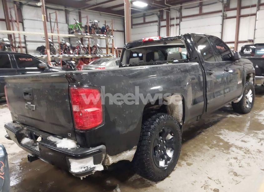 Photo 4 of 2017 Chevrolet Silverado 1500 2LT (VIN 1GCVKREC3HZ183876)