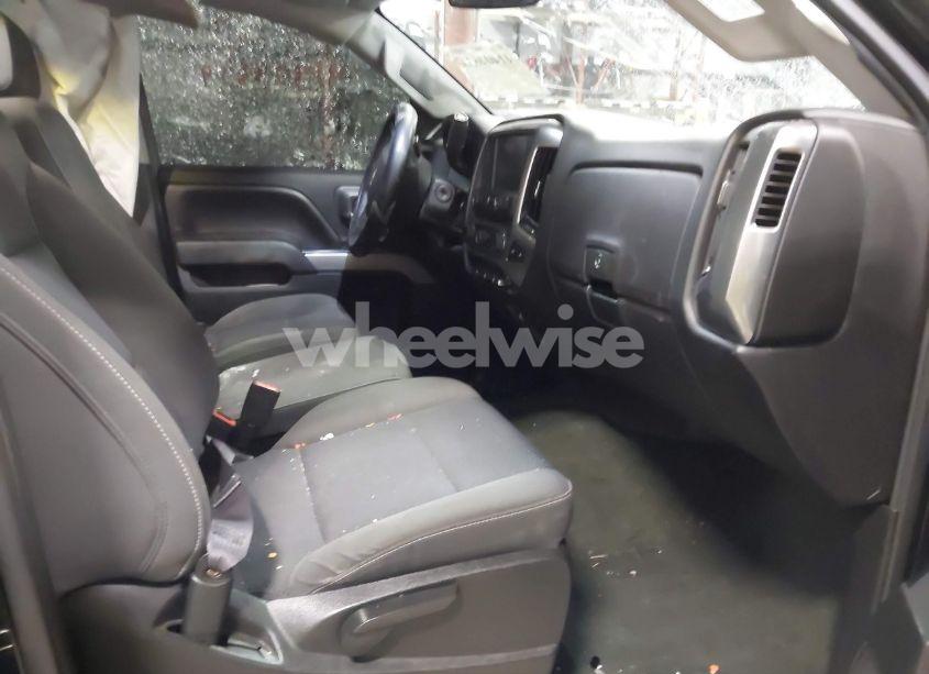 Photo 5 of 2017 Chevrolet Silverado 1500 2LT (VIN 1GCVKREC3HZ183876)