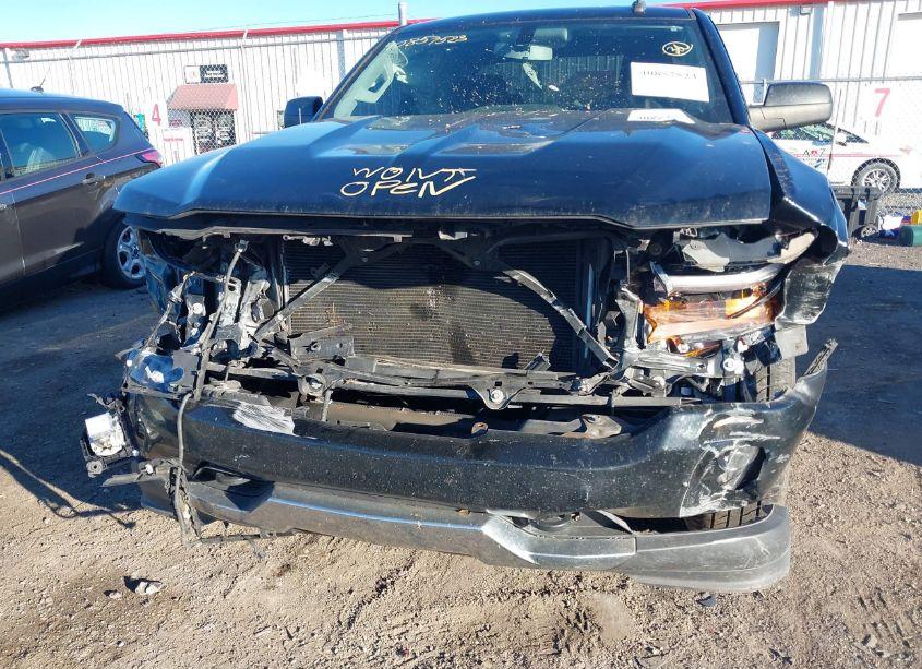 Photo 6 of 2017 Chevrolet Silverado 1500 2LT (VIN 1GCVKREC3HZ232767)