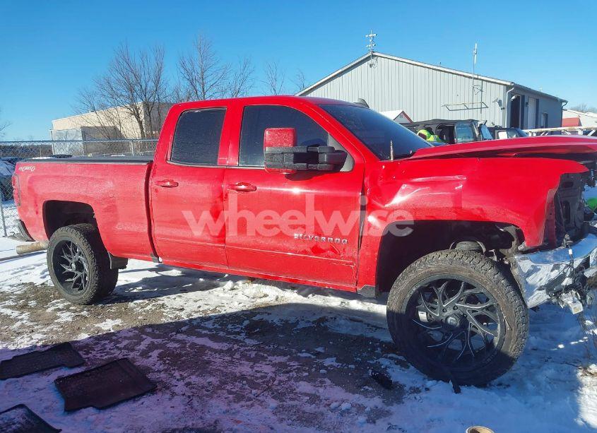 Photo 14 of 2017 Chevrolet Silverado 1500 1LT (VIN 1GCVKREC3HZ256812)