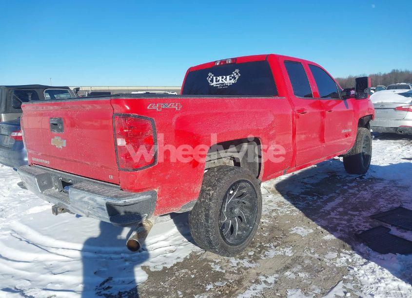 Photo 4 of 2017 Chevrolet Silverado 1500 1LT (VIN 1GCVKREC3HZ256812)