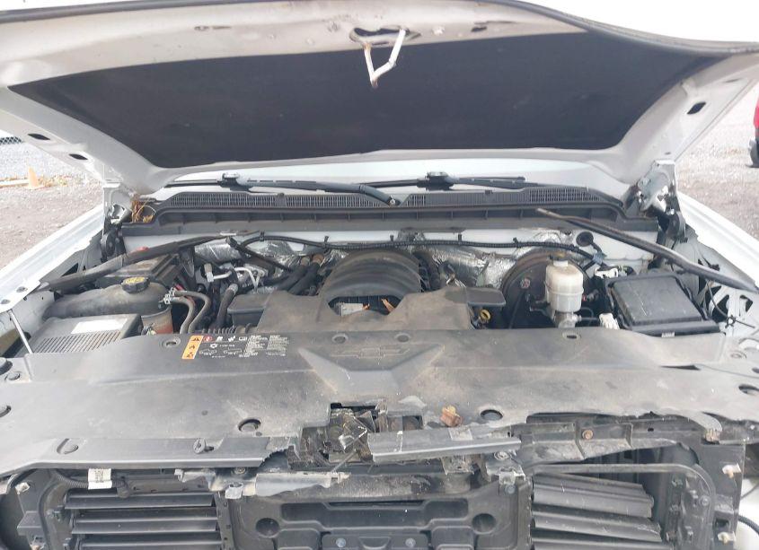 Photo 10 of 2017 Chevrolet Silverado 1500 2LT (VIN 1GCVKREC3HZ349409)