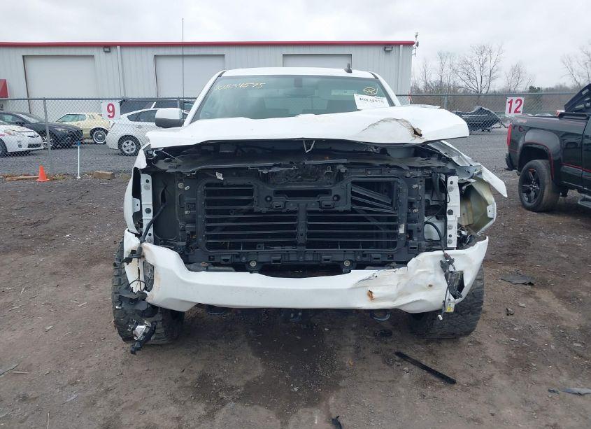 Photo 12 of 2017 Chevrolet Silverado 1500 2LT (VIN 1GCVKREC3HZ349409)