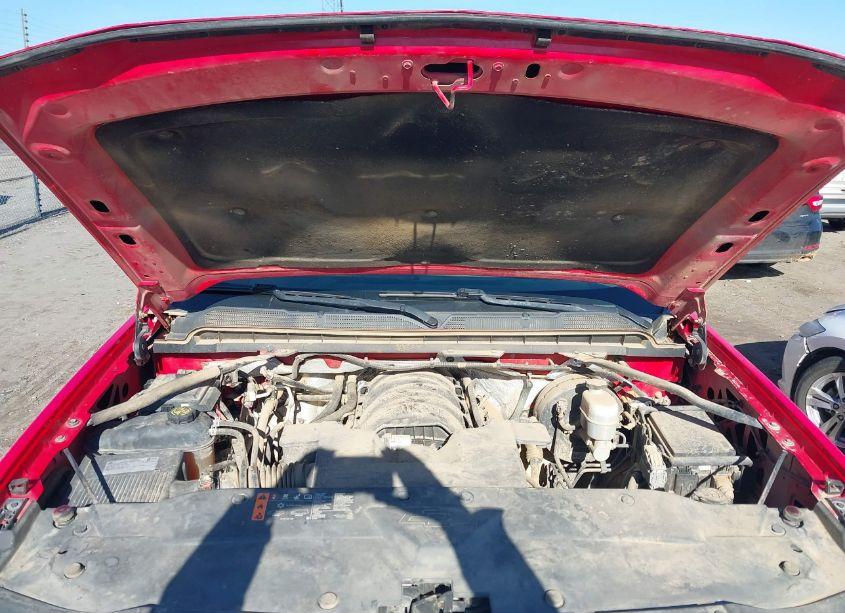 Photo 10 of 2018 Chevrolet Silverado 1500 1LT (VIN 1GCVKREC3JZ143772)