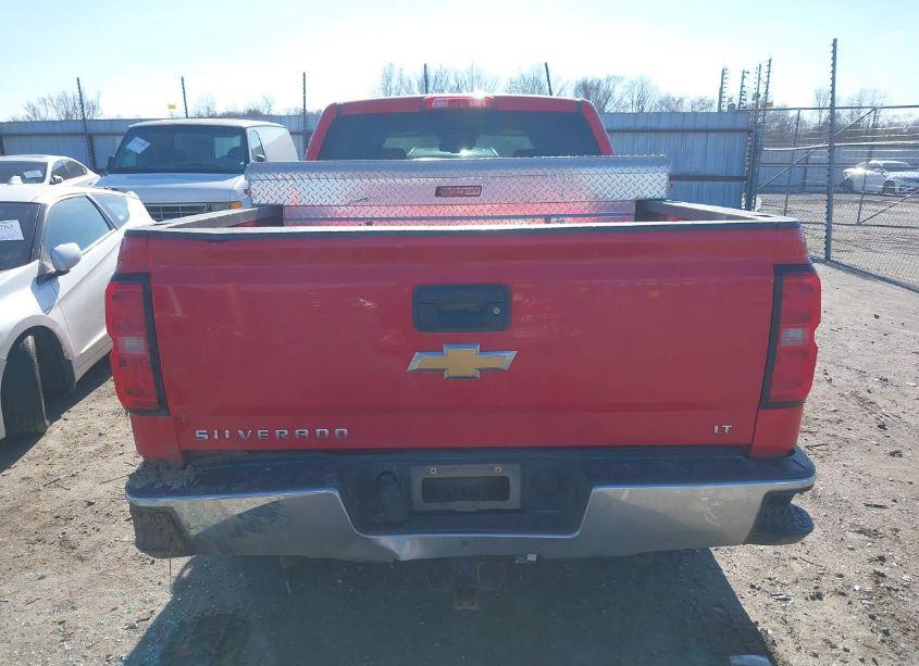 Photo 16 of 2018 Chevrolet Silverado 1500 1LT (VIN 1GCVKREC3JZ143772)