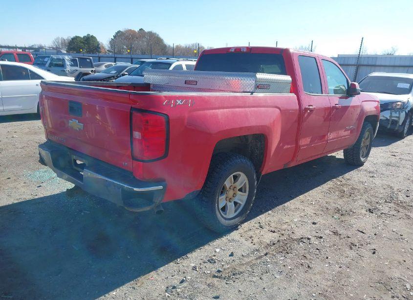 Photo 4 of 2018 Chevrolet Silverado 1500 1LT (VIN 1GCVKREC3JZ143772)