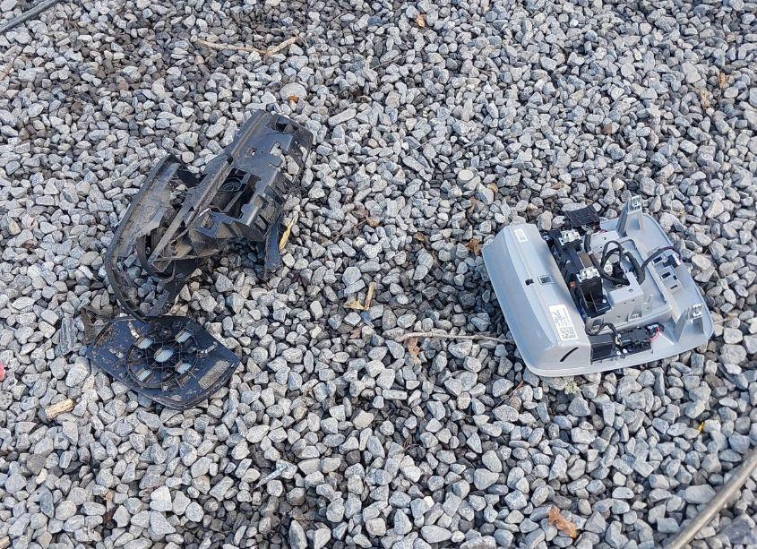 Photo 12 of 2018 Chevrolet Silverado 1500 1LT (VIN 1GCVKREC3JZ164475)