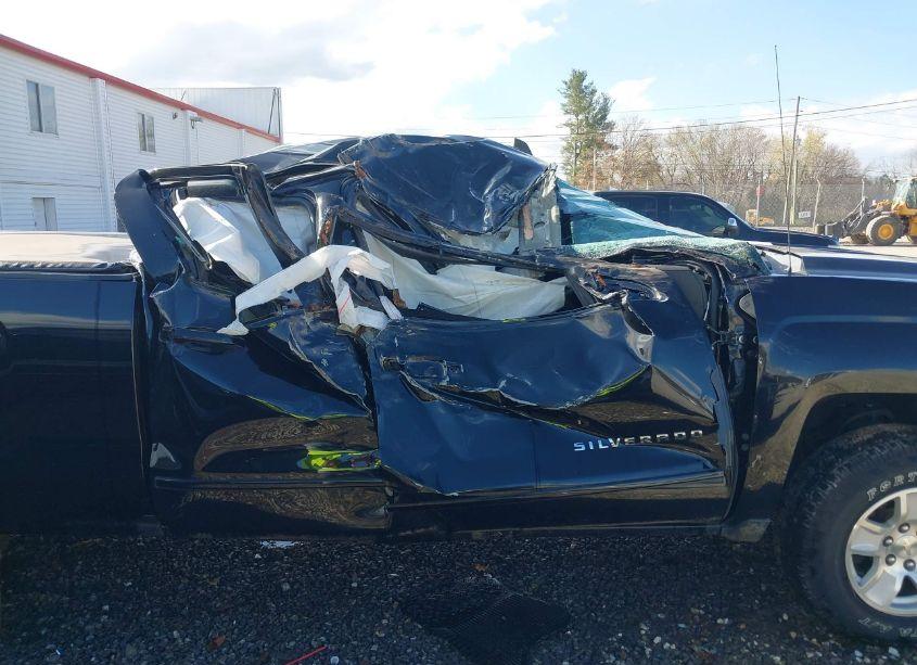 Photo 14 of 2018 Chevrolet Silverado 1500 1LT (VIN 1GCVKREC3JZ164475)