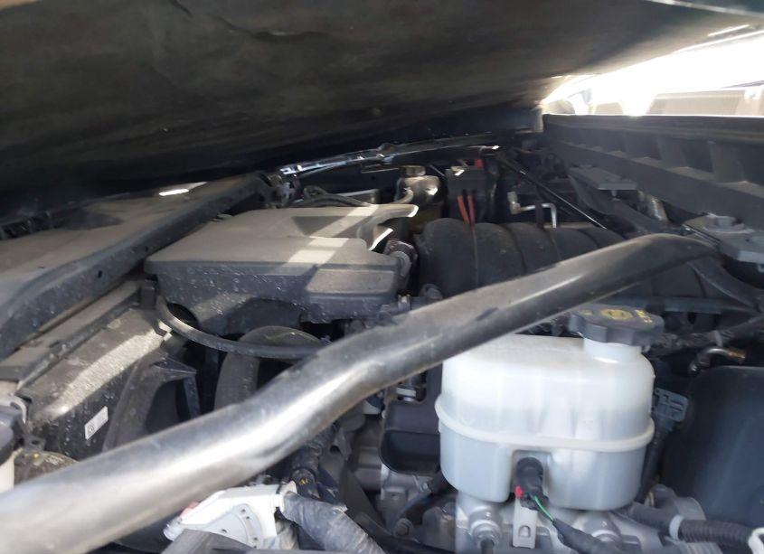 Photo 10 of 2018 Chevrolet Silverado 1500 1LT (VIN 1GCVKREC3JZ250207)