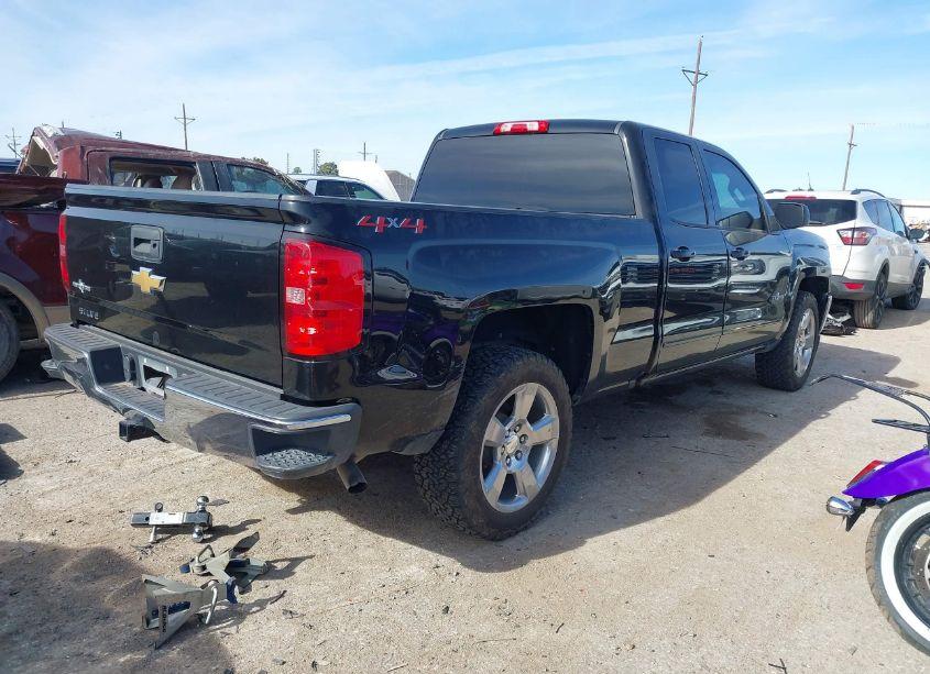 Photo 4 of 2018 Chevrolet Silverado 1500 1LT (VIN 1GCVKREC3JZ250207)