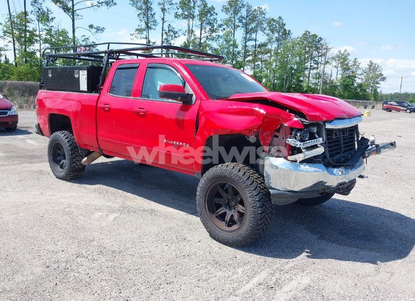 2018 Chevrolet Silverado 1500 1LT/2LT (VIN 1GCVKREC3JZ291663) main photo