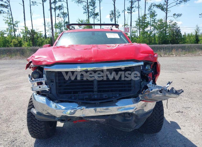 Photo 12 of 2018 Chevrolet Silverado 1500 1LT/2LT (VIN 1GCVKREC3JZ291663)