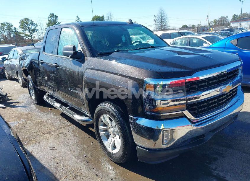 2018 Chevrolet Silverado 1500 1LT (VIN 1GCVKREC3JZ365258) main photo