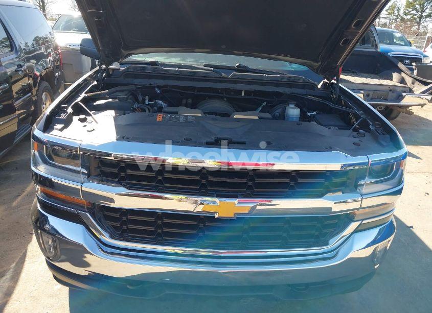 Photo 10 of 2018 Chevrolet Silverado 1500 1LT (VIN 1GCVKREC3JZ365258)