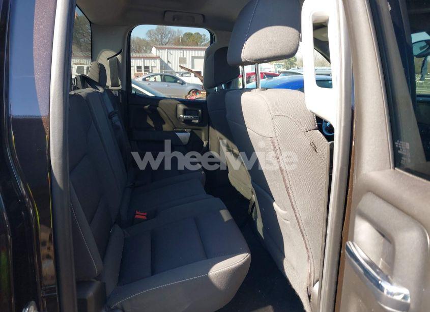 Photo 8 of 2018 Chevrolet Silverado 1500 1LT (VIN 1GCVKREC3JZ365258)