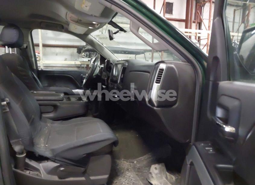 Photo 5 of 2015 Chevrolet Silverado 1500 2LT (VIN 1GCVKREC4FZ207521)