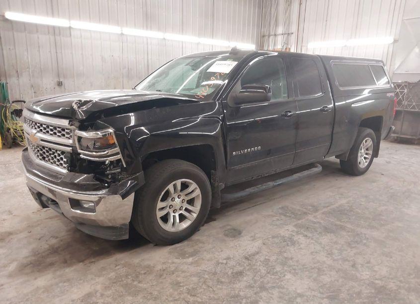 Photo 2 of 2015 Chevrolet Silverado 1500 1LT (VIN 1GCVKREC4FZ246321)