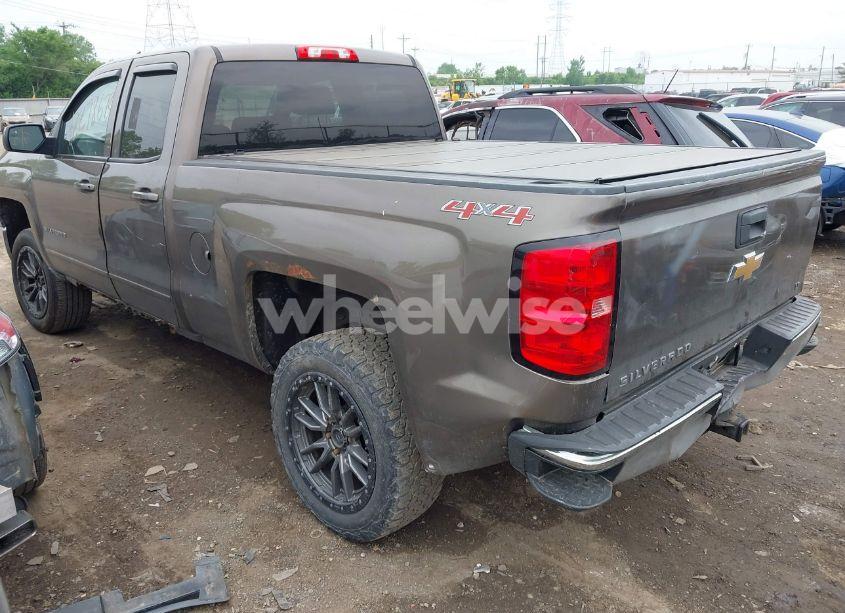 Photo 3 of 2015 Chevrolet Silverado 1500 1LT (VIN 1GCVKREC4FZ248697)