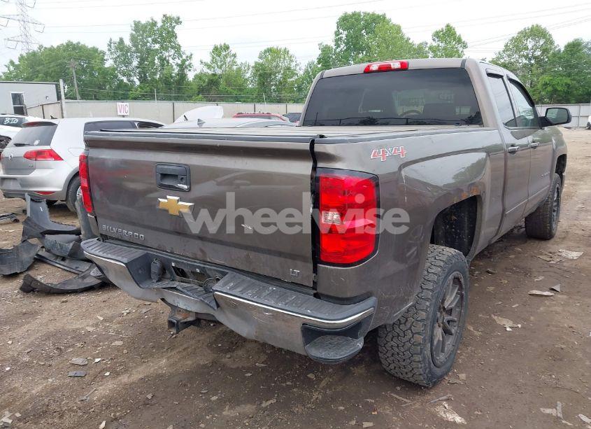 Photo 4 of 2015 Chevrolet Silverado 1500 1LT (VIN 1GCVKREC4FZ248697)