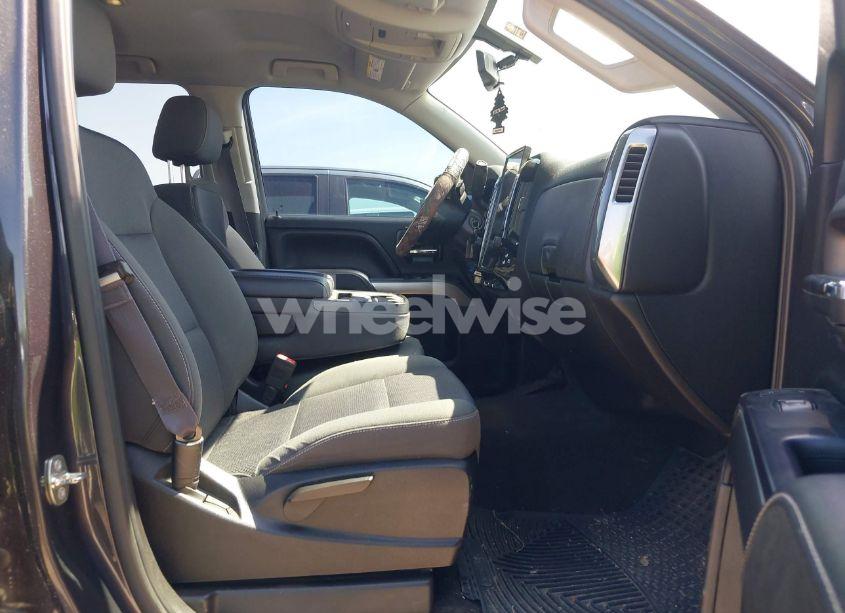 Photo 5 of 2015 Chevrolet Silverado 1500 1LT (VIN 1GCVKREC4FZ337511)