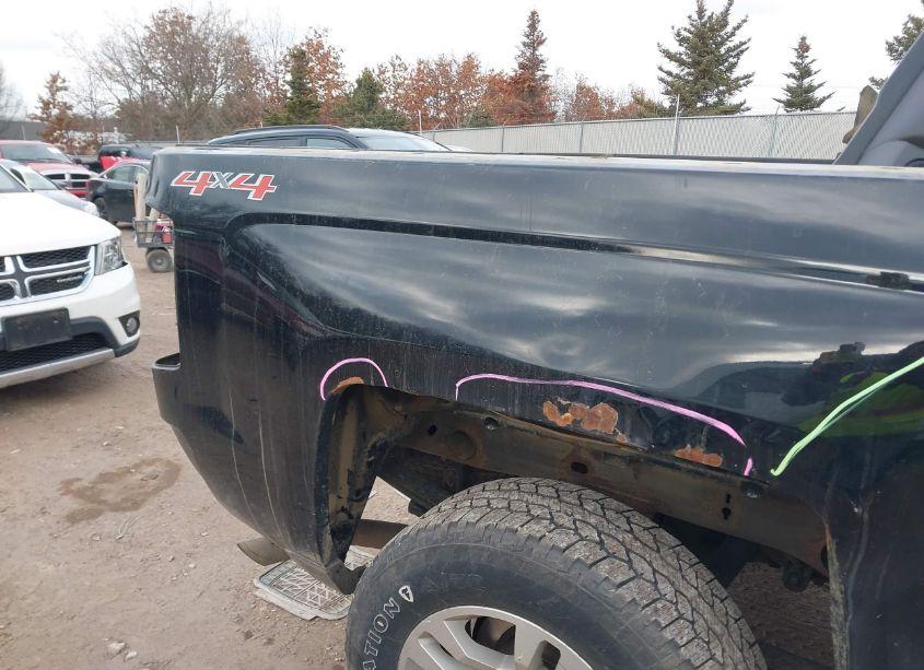 Photo 20 of 2015 Chevrolet Silverado 1500 1LT (VIN 1GCVKREC4FZ350839)