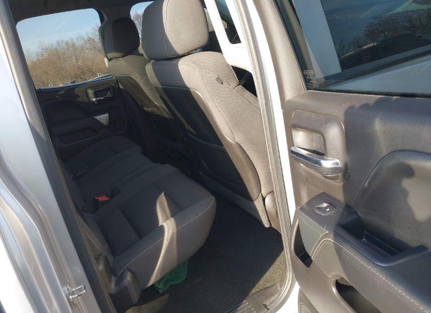 Photo 8 of 2015 Chevrolet Silverado 1500 1LT (VIN 1GCVKREC4FZ443800)