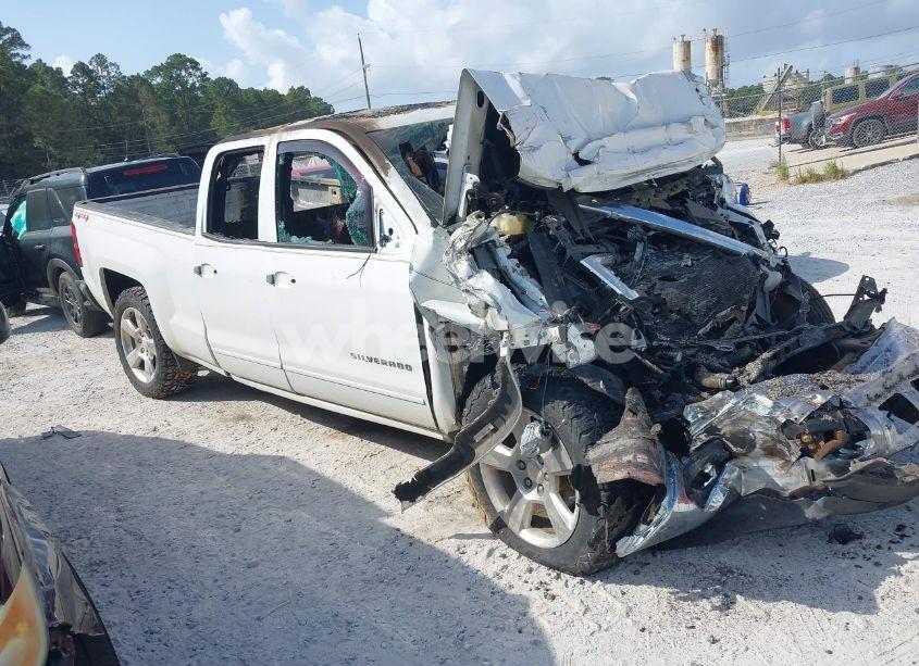 2015 Chevrolet Silverado 1500 1LT (VIN 1GCVKREC4FZ445899) main photo