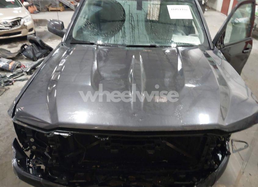 Photo 10 of 2016 Chevrolet Silverado 1500 2LT (VIN 1GCVKREC4GZ108747)