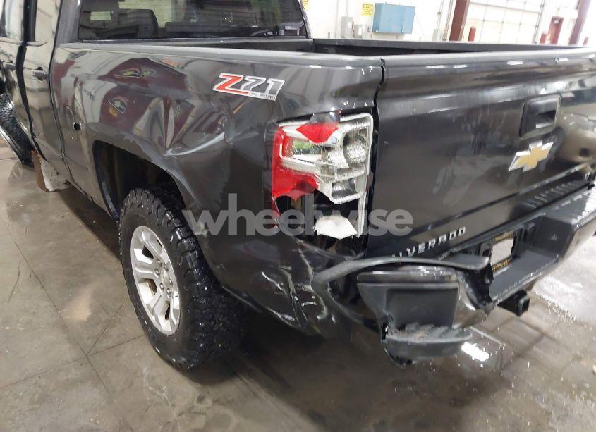 Photo 14 of 2016 Chevrolet Silverado 1500 2LT (VIN 1GCVKREC4GZ108747)