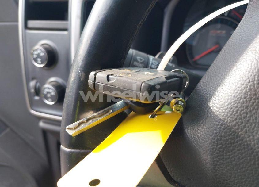 Photo 11 of 2016 Chevrolet Silverado 1500 2LT (VIN 1GCVKREC4GZ124303)