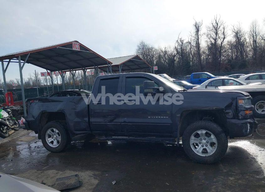 Photo 14 of 2016 Chevrolet Silverado 1500 2LT (VIN 1GCVKREC4GZ124303)