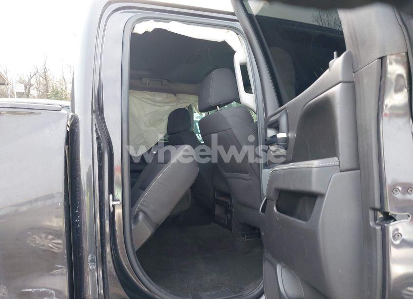 Photo 8 of 2016 Chevrolet Silverado 1500 2LT (VIN 1GCVKREC4GZ124303)