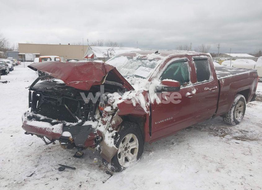 Photo 2 of 2016 Chevrolet Silverado 1500 2LT (VIN 1GCVKREC4GZ161738)