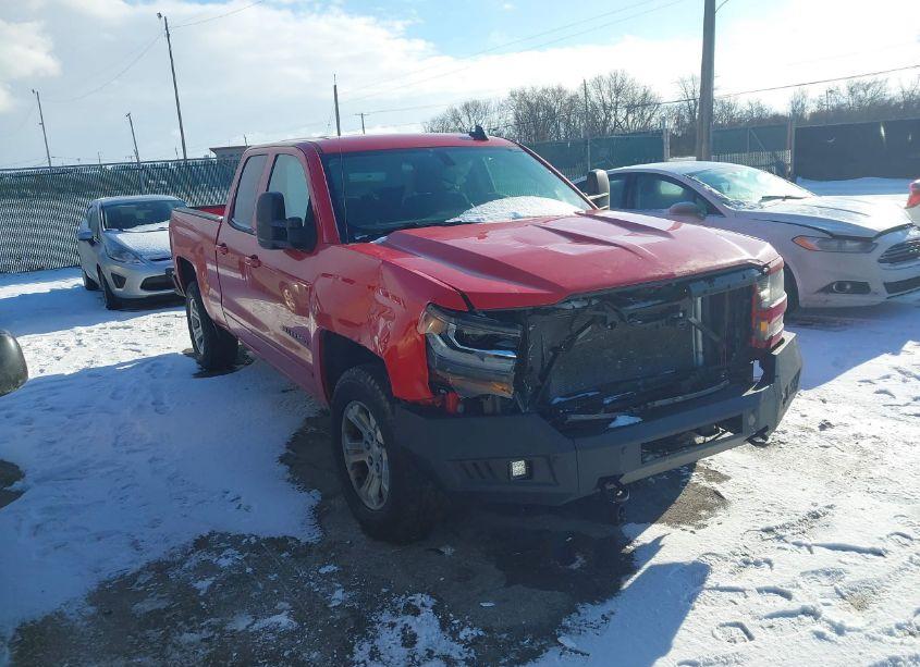 2016 Chevrolet Silverado 1500 2LT (VIN 1GCVKREC4GZ220125) main photo