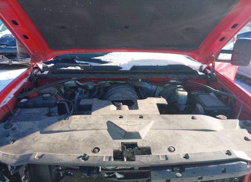 Photo 10 of 2016 Chevrolet Silverado 1500 2LT (VIN 1GCVKREC4GZ220125)