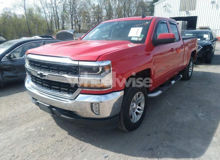 Photo 2 of 2016 Chevrolet Silverado 1500 1LT (VIN 1GCVKREC4GZ297562)