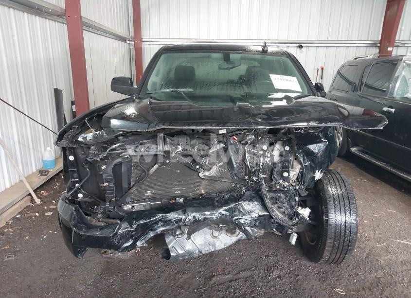 Photo 12 of 2016 Chevrolet Silverado 1500 2LT (VIN 1GCVKREC4GZ324016)