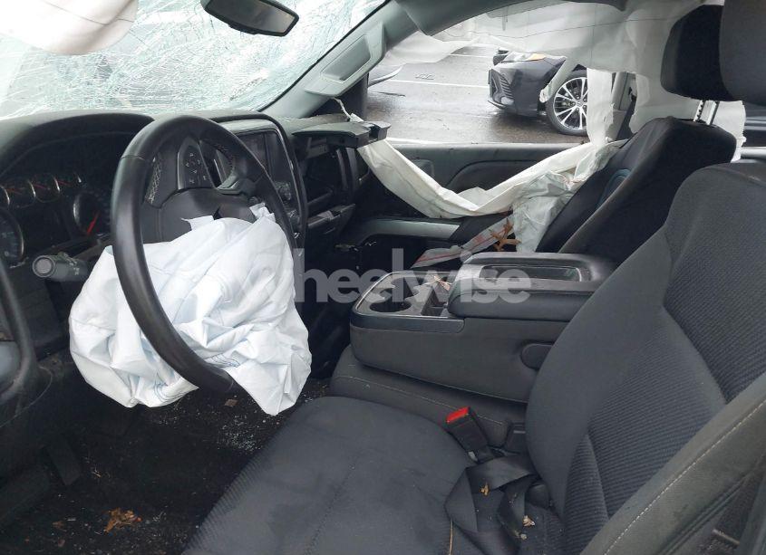 Photo 5 of 2017 Chevrolet Silverado 1500 1LT (VIN 1GCVKREC4HZ224385)