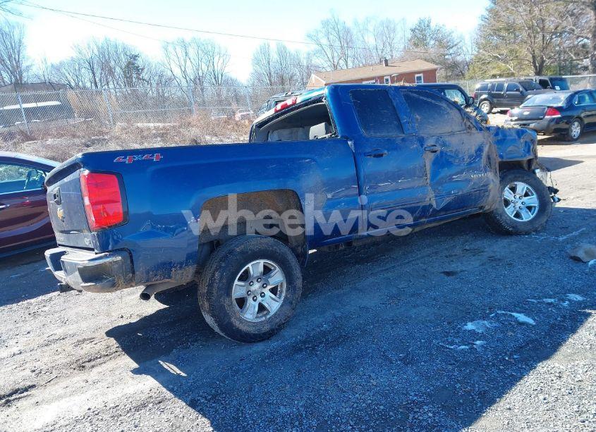 Photo 4 of 2017 Chevrolet Silverado 1500 1LT (VIN 1GCVKREC4HZ372195)