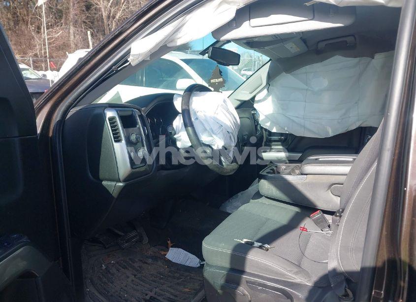 Photo 5 of 2018 Chevrolet Silverado 1500 1LT (VIN 1GCVKREC4JZ137205)